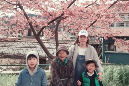 こんにちは！(o^^o)ヘアサロンスガタです！